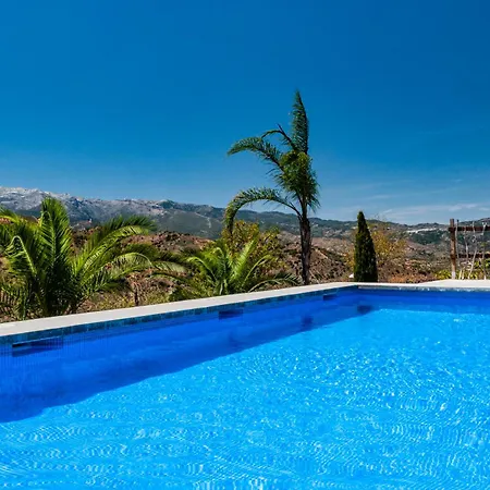 Nido Aguila Blanca Aparthotel *